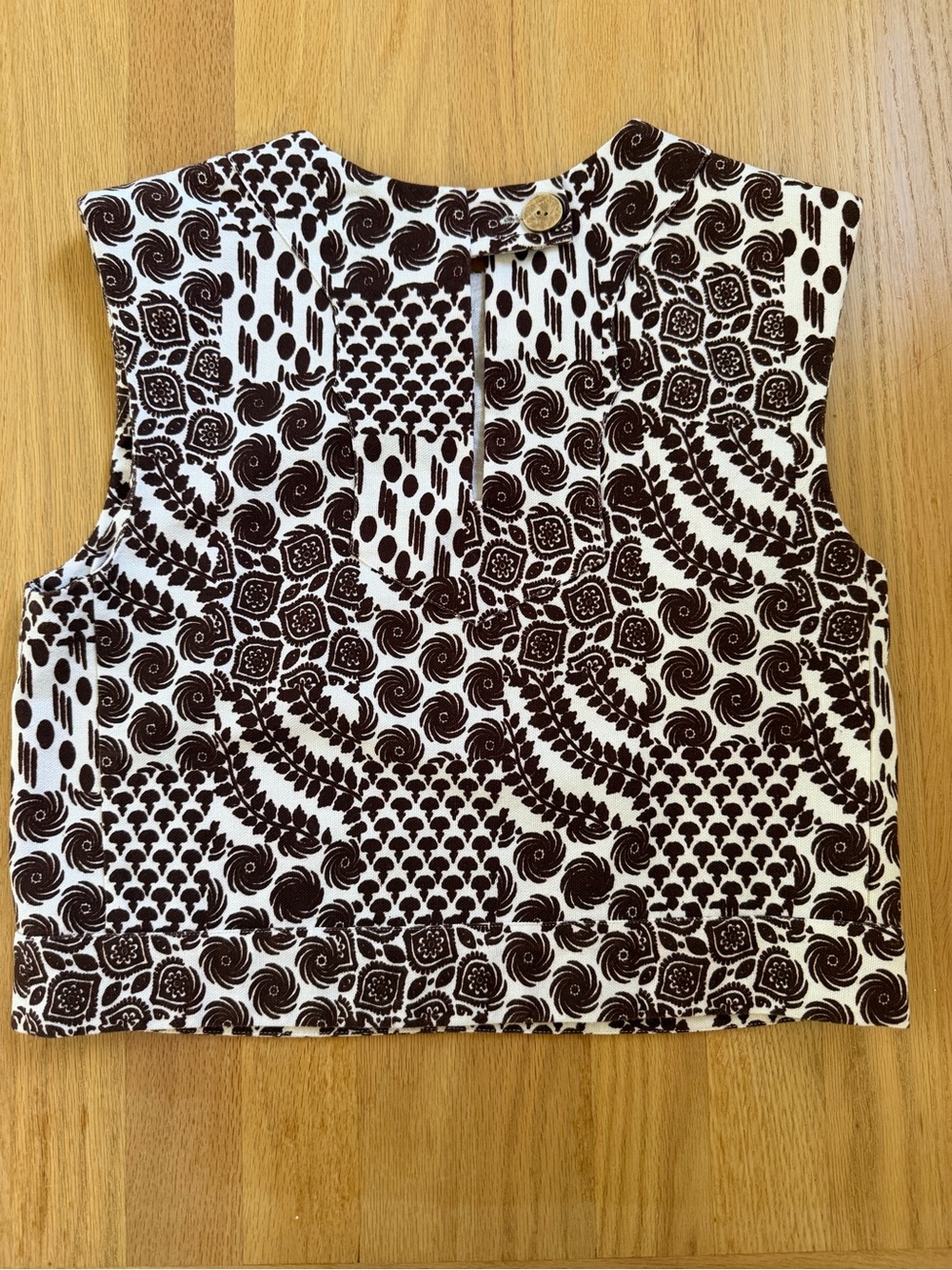 Slim Shell Top - Picture 6 of 6